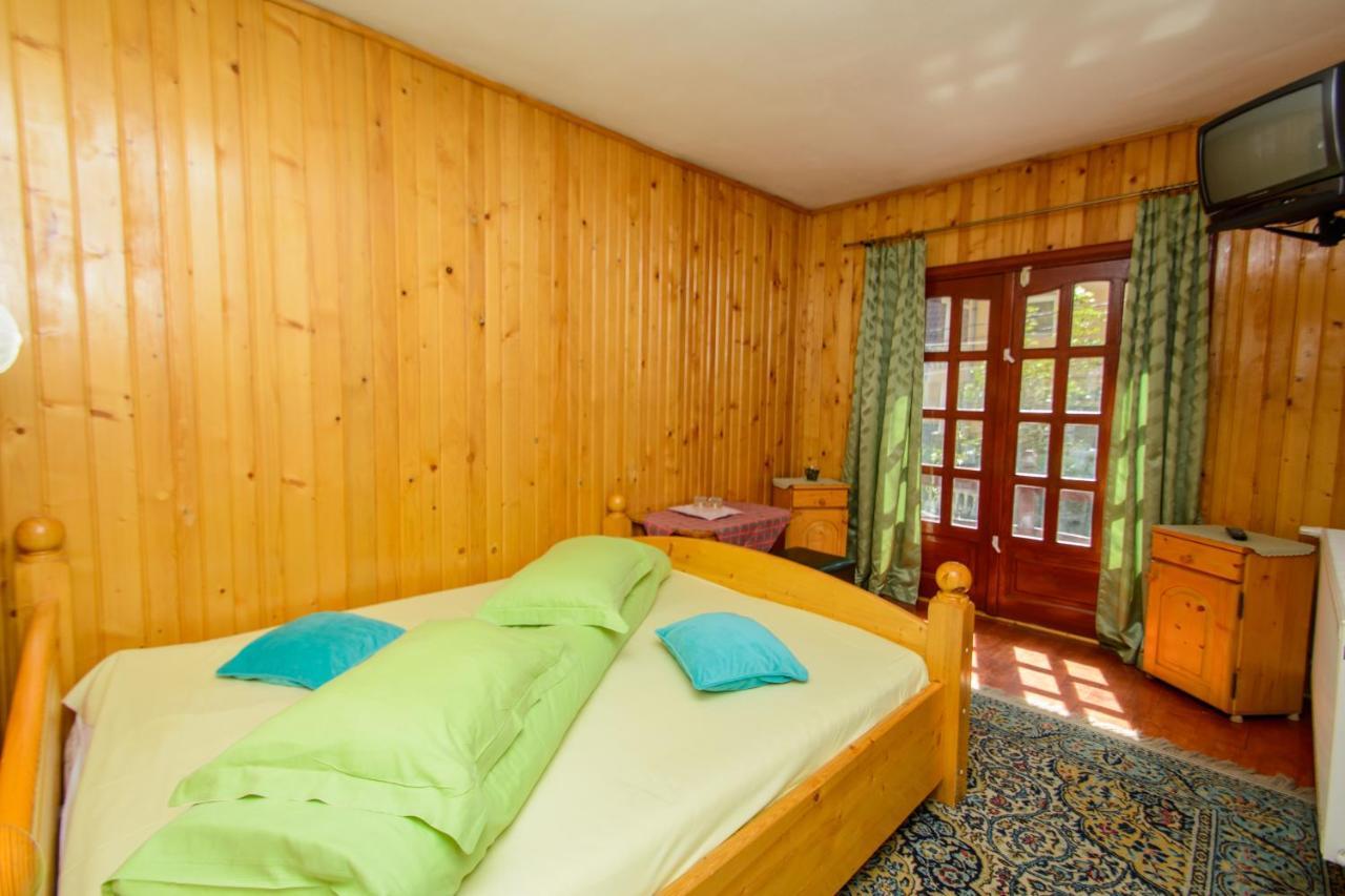 Rem'S Pension Rîşnov Dış mekan fotoğraf